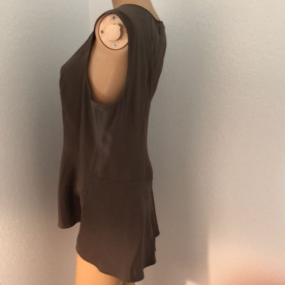 Sz12-Lafayette 148 Taupe Silk Sleeveless Top w Hi-Low Hem - Picture 7 of 11